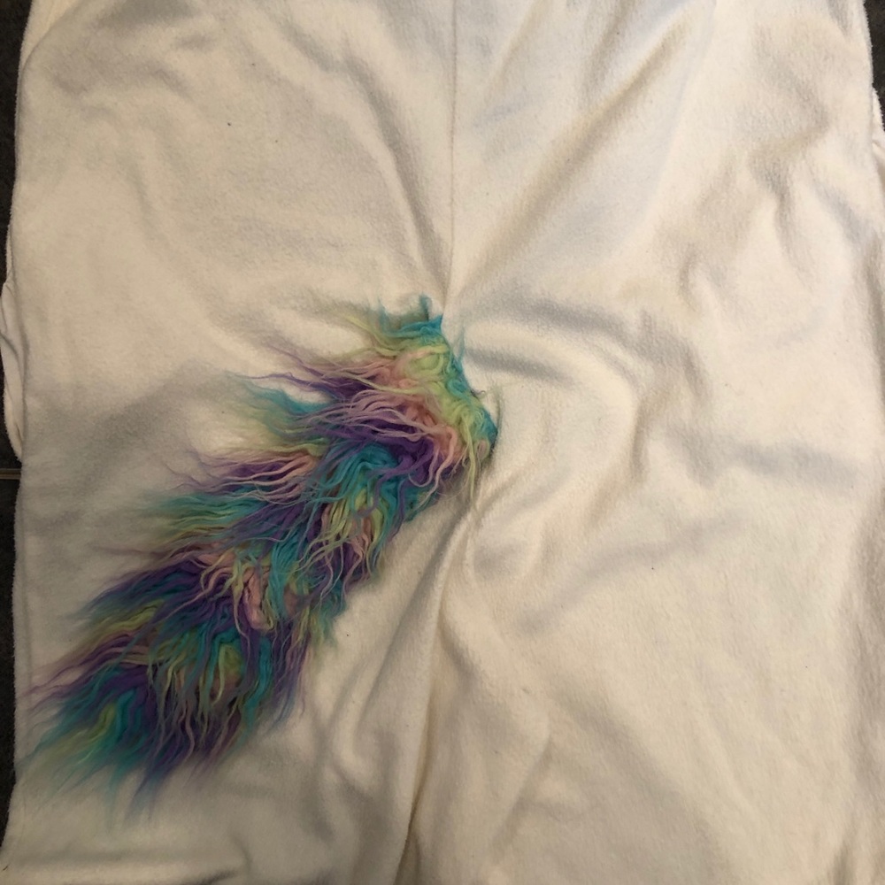 UNICORN ONESIE - Picture 5 of 5